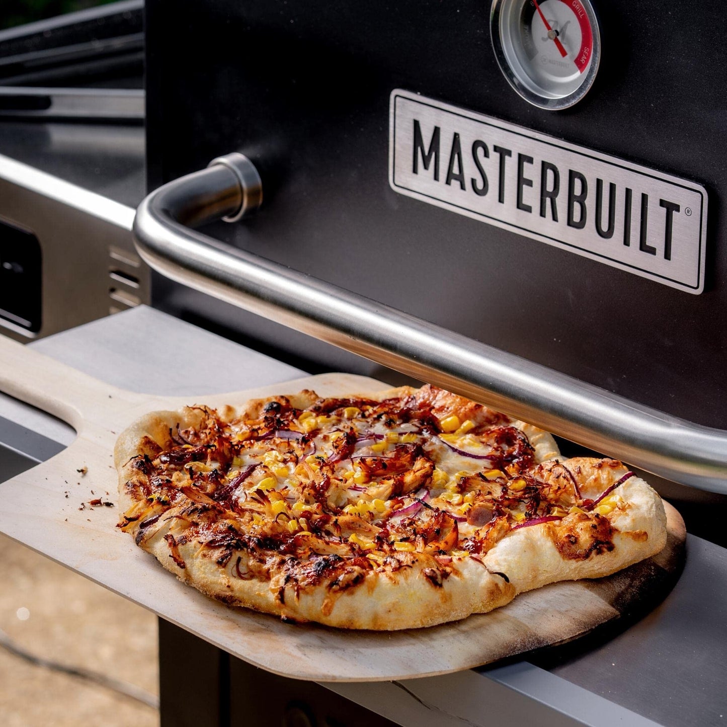 Masterbuilt® Gravity Series Outdoor Pizza Oven Accessory insert with Ceramic Pizza Stone, Porcelain-Coated Exterior with Stainless Steel Interior in Black, Model MB20181722