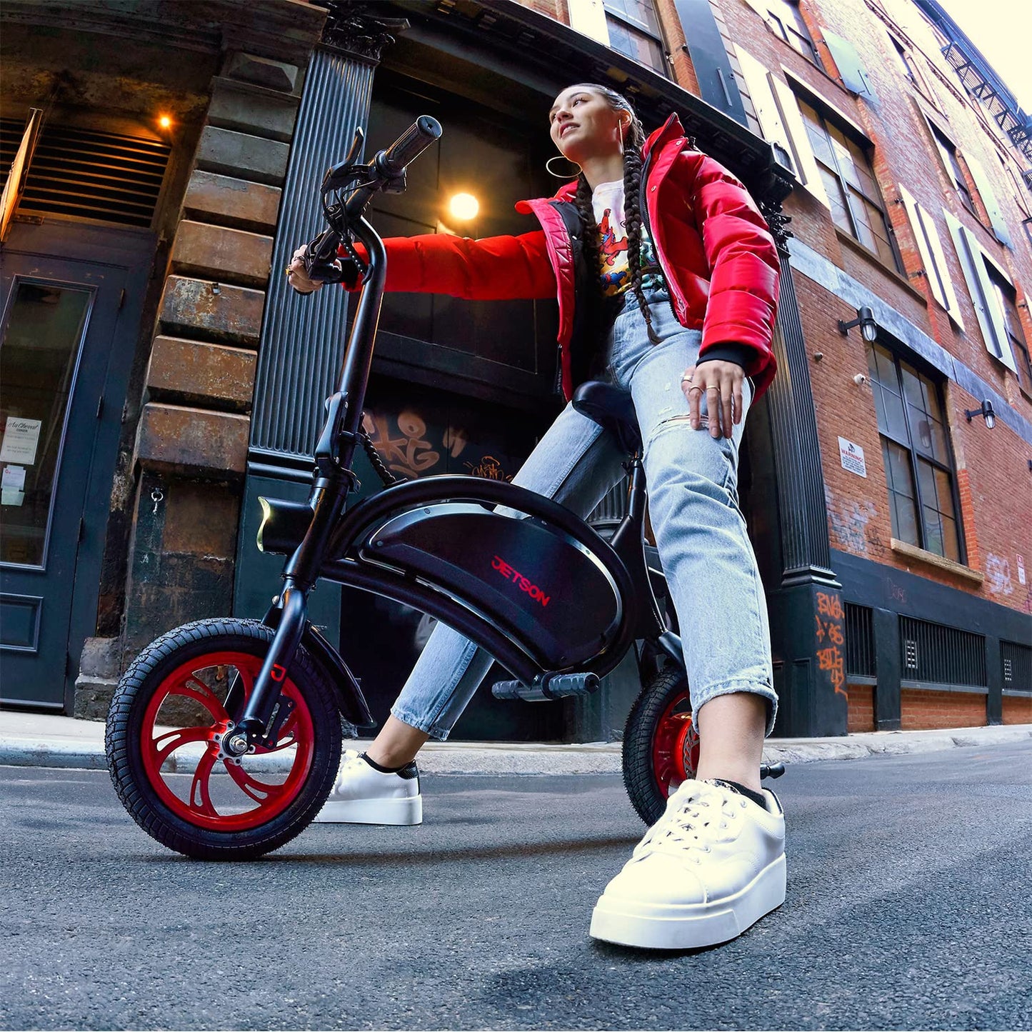 Jetson Bolt Electric Bike, Foot Pegs, Easy-Folding, Built-In Carrying Handle, Twist Throttle, Cruise Control, Up To 15.5 MPH, Range Up To 15 Miles, Ages 13+, Black, JBOLT-BLK