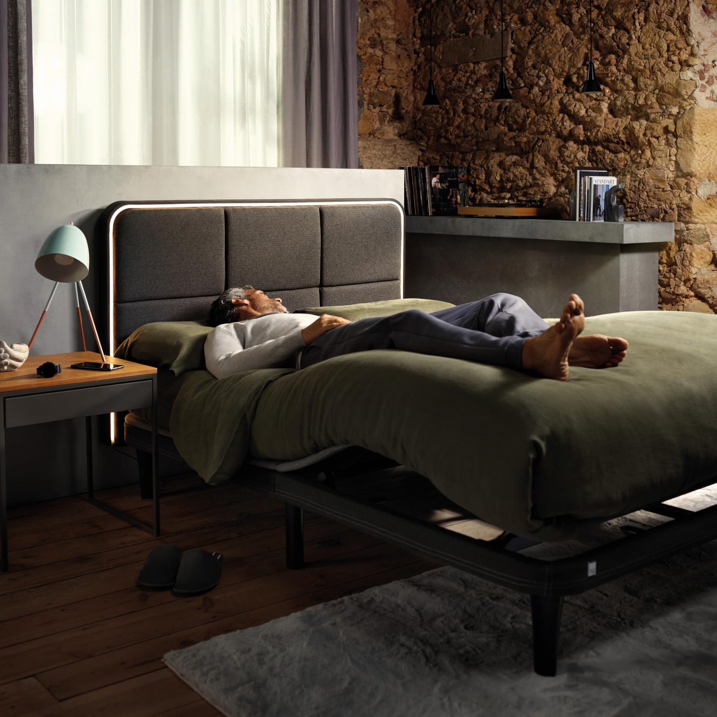 Ergomotion ErgoSportive Smart Adjustable Bed Frame - Sleep Tracking, Garmin Compatiblity, Auto-Anti Snore - Available in Twin, Queen, Split King (Split King)