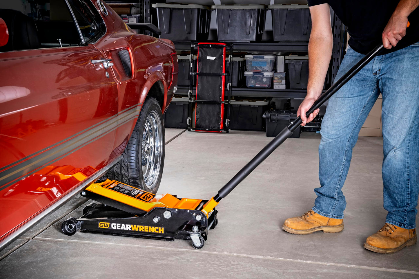 GEARWRENCH 3.5 Ton Low Profile Floor Jack | GWLPFJ3T