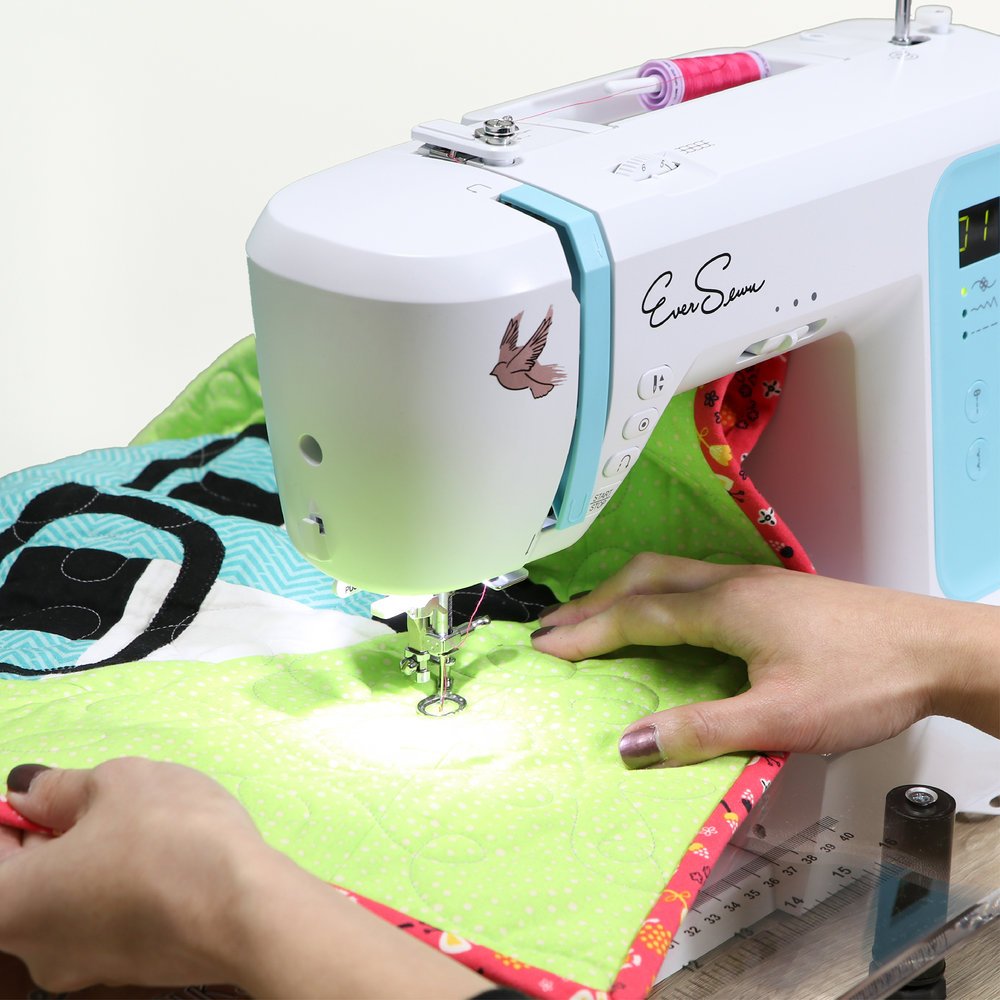EverSewn Charlotte: 80-Stitch Computerized Sewing Machine, Professional Quilting & Free Motion Features - Beginner to Expert
