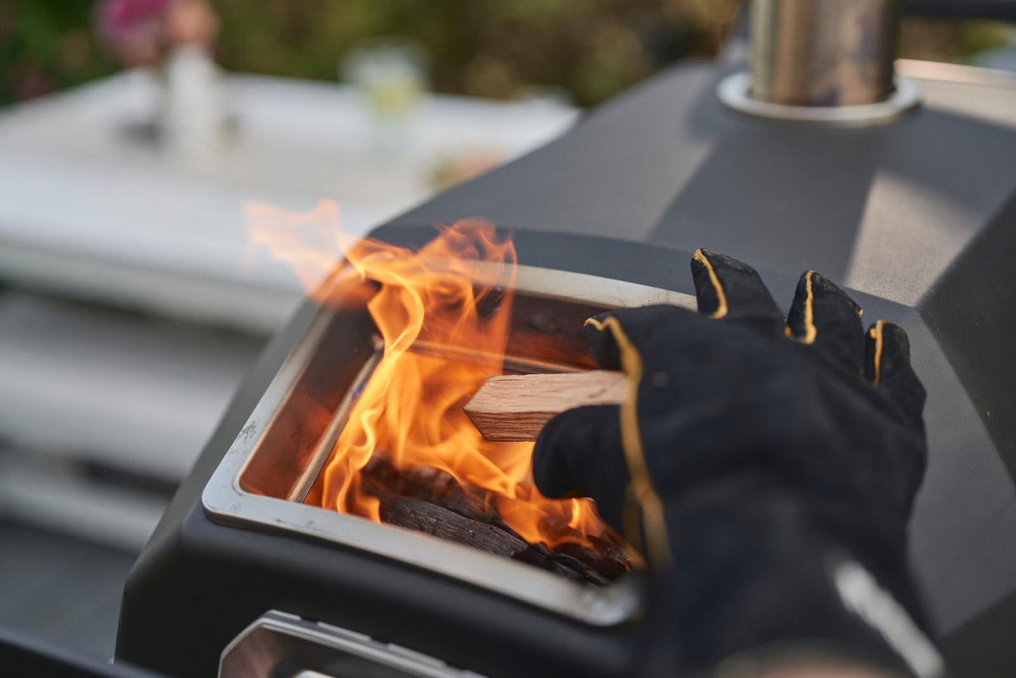 Ooni Karu 2 Pro Multi-Fuel Pizza Oven - Outdoor Pizza Oven with Pizza Stone & Integrated Thermometer, Pizza Oven Outdoor, Dual Fuel 16 Inch Pizza Maker, Outdoor Cooking Grill