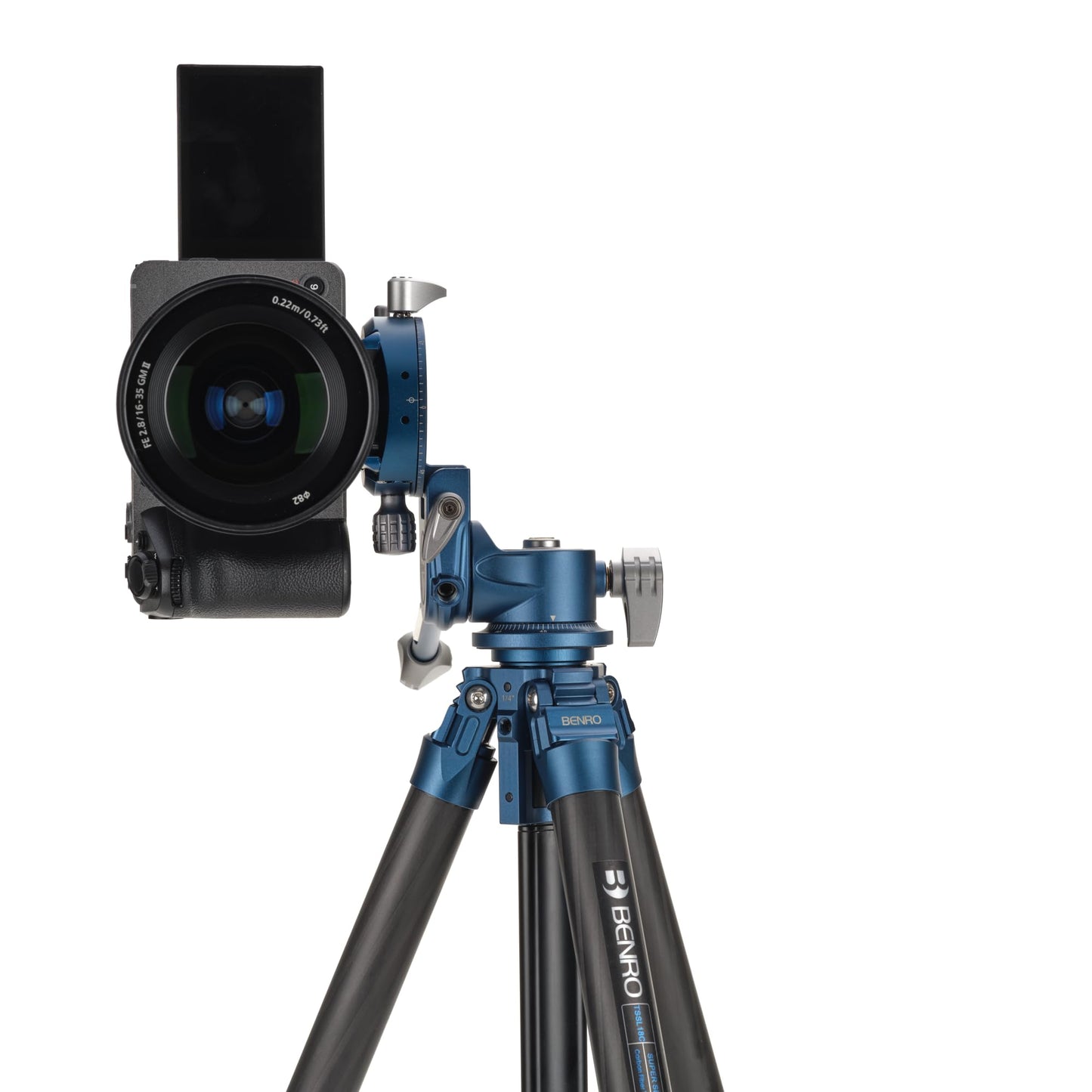 Benro Superslim 1.5 Series, 4 Section Carbon Fiber Tripod with PHVF3 Hybrid Flip Head (TSSL18CPHVF3)
