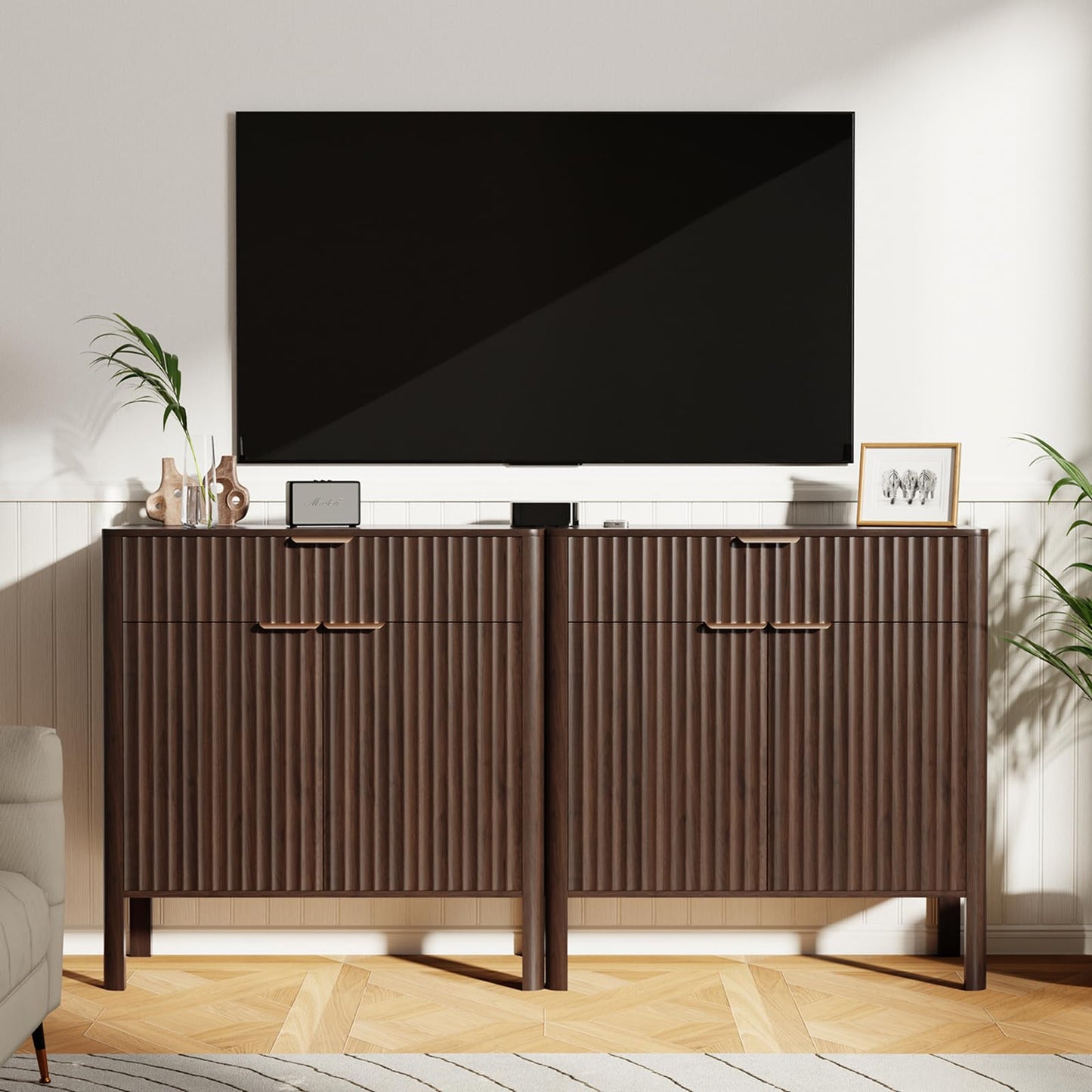 CozyMine Fluted Buffet Cabinet Accent with Doors & Drawer 31" Walnut