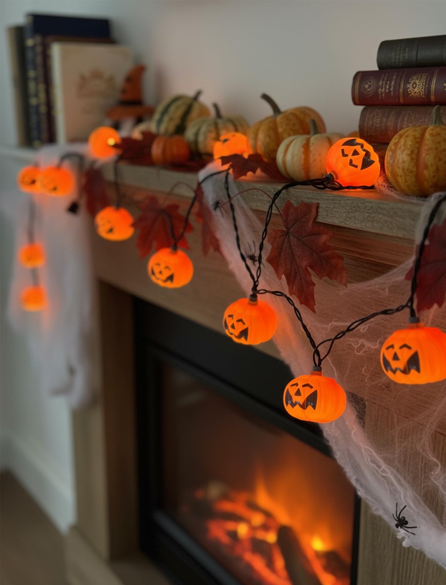 Konictom Halloween Pumpkin String Lights, 10FT, 12 LED Waterproof Bat Lights for Indoor/Outdoor Decorations