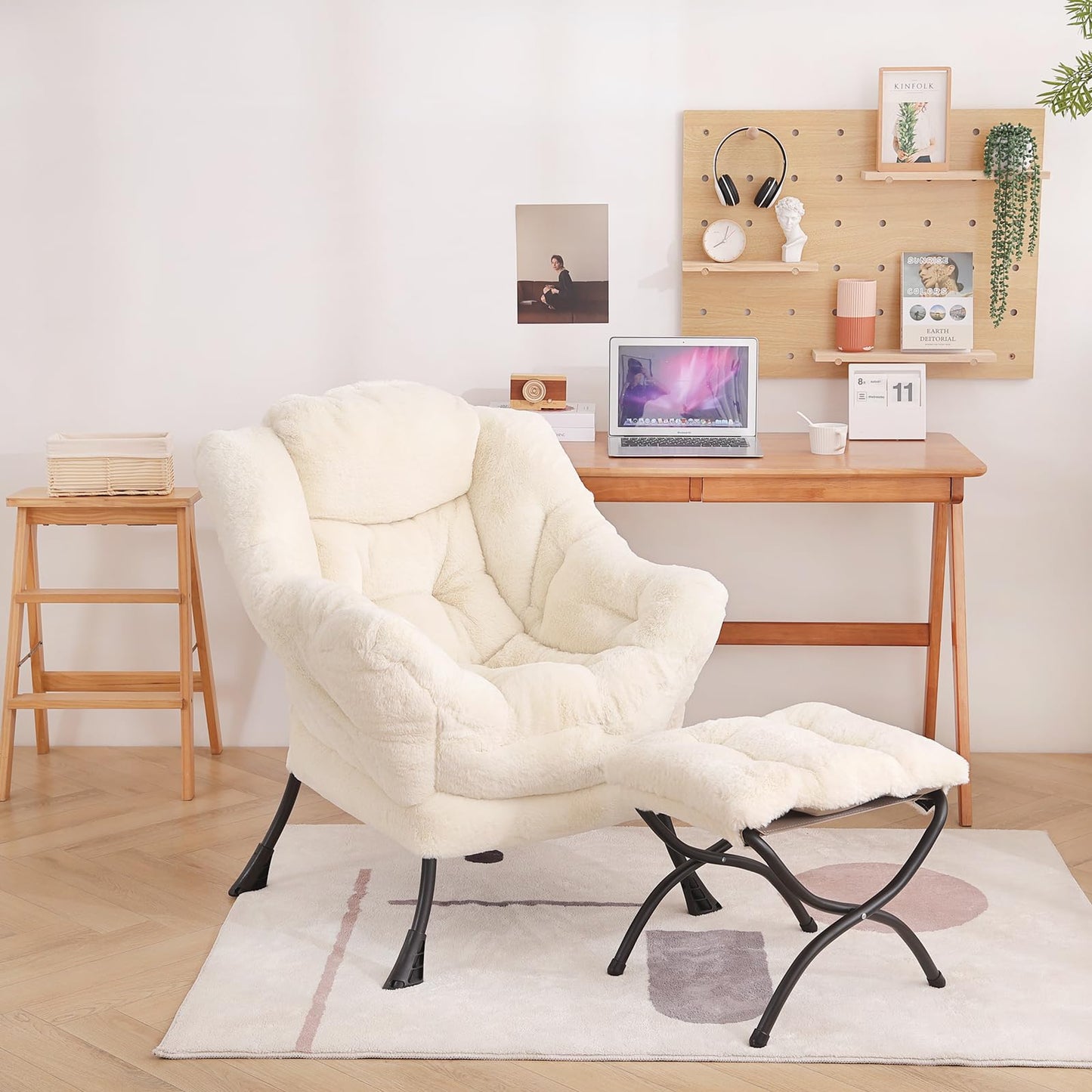 Welnow Lazy Chair with Ottoman, Modern Accent Chair with Armrests and a Side Pocket, Leisure Sofa Armchair, Reading Armchair with Footrest for Small Space, Plush Beige