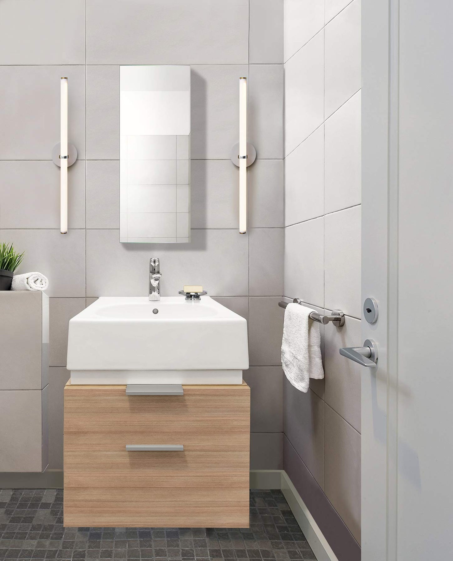 Krugg Medicine Cabinet | Recess or Surface Mount | Blum Hinge 170 Degree Soft Close | (15"x30")