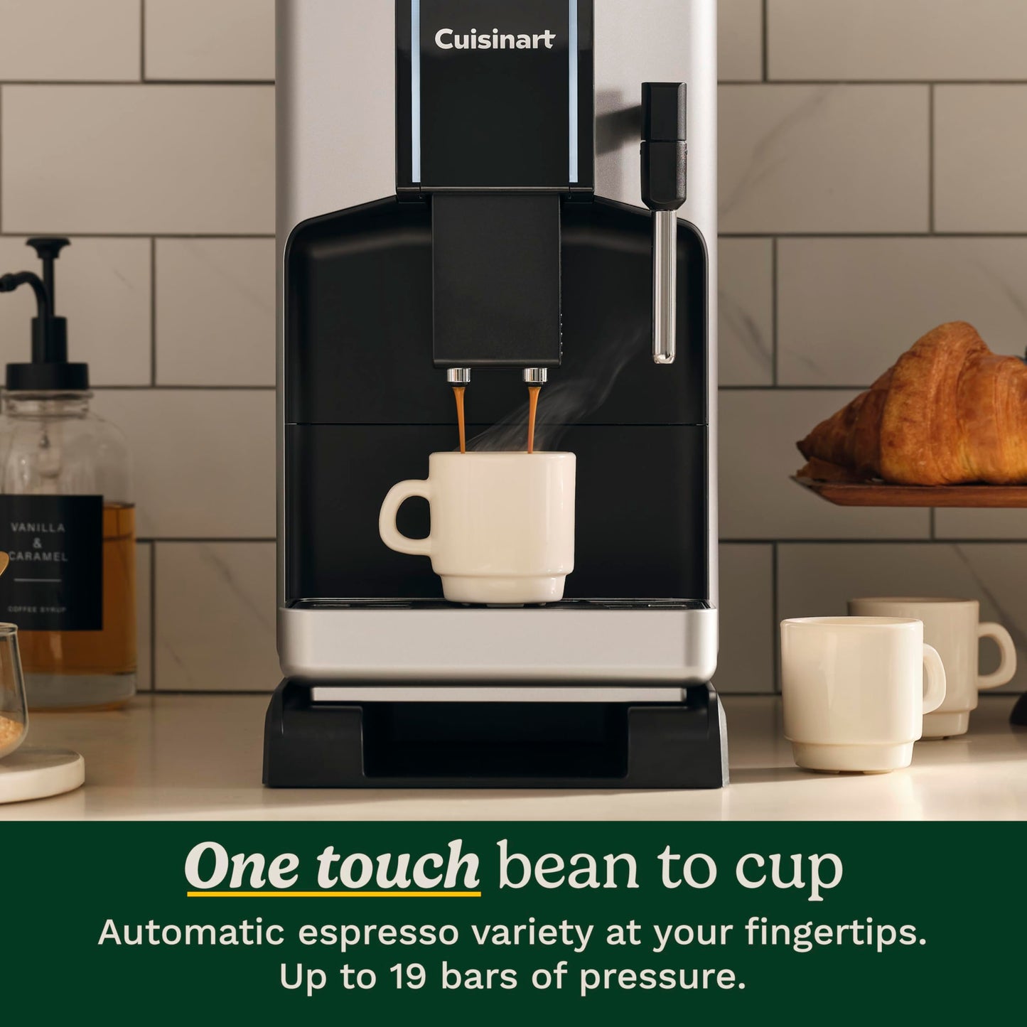 Cuisinart Espresso Bar Fully Automatic Espresso Machine, Makes Hot or Cold Cafe-Quality Cappuccino, Lattes, Americanos and Cold Extracted Espresso, Steam/Frothing Wand for Milk-Based Drinks, EM-550