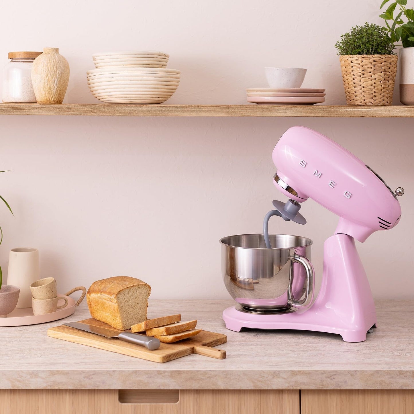 Iconic 1950s Retro Design Durable die-cast aluminum construction with glossy finish brings timeless Italian style to modern kitchens.