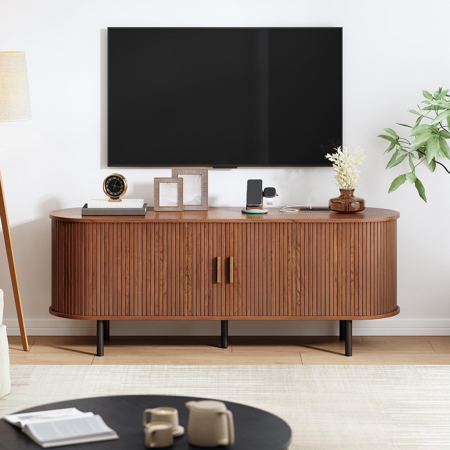 55" TV Stand with Power Outlet, Mid-Century Modern Television Stand, Fluted Media Console with Sliding Doors, Entertainment Center for TVs up to 60 Inch, Adjustable Shelves, Walnut