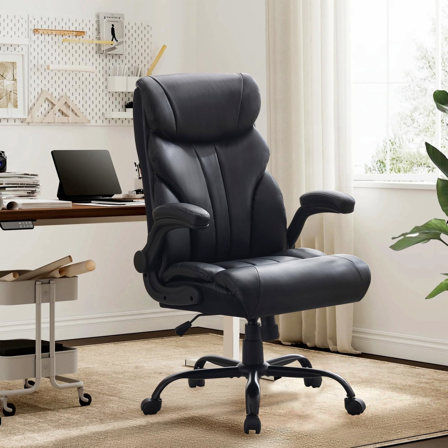 Big and Tall Office Chairs with Adjustable Flip-up Armrests,500LBS Wide Ergonomic Gaming Chair,100-118°Recline Executive Leather Computer Chairs with Adjustable Height,Black