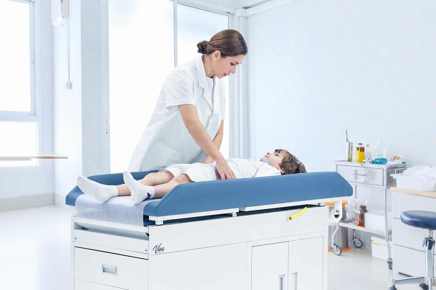 Vivacomfort Pediatric Grande Steel Exam Table, Patient Examination Medical Exam Table for Children, Blue