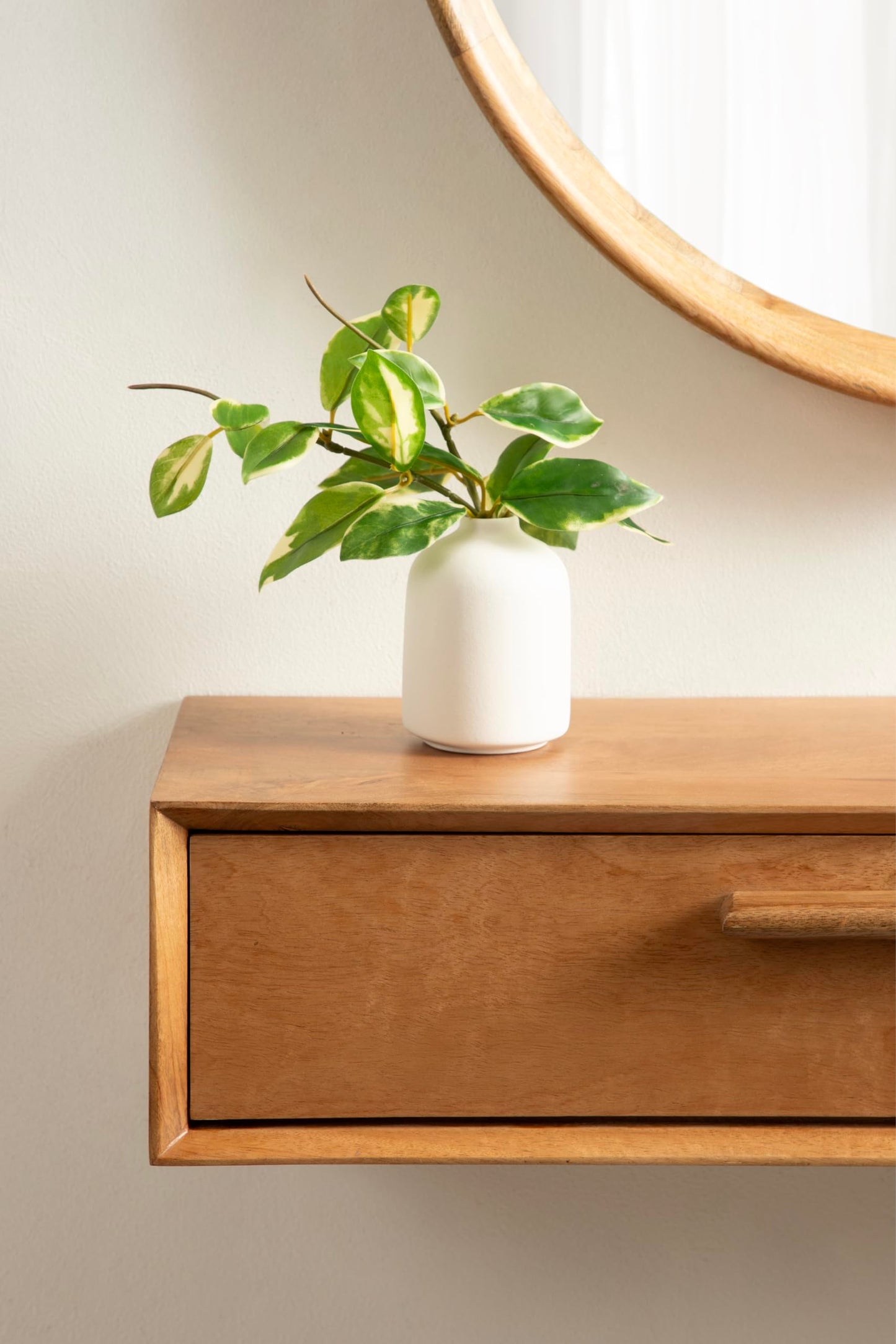 Kate and Laurel McCutcheon Modern Floating Console Table for Entryway, 30 x 9 x 6, Natural Wood, Decorative Transitional Floating Entryway Table for Use as Living Room Storage Wall Shelf