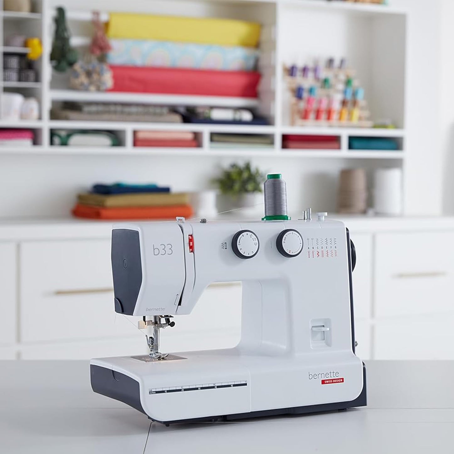 Bernette B33 Swiss-Designed Mechanical Sewing Machine | 15 Stitches, Semi‑Automatic Needle Threader, 5 mm Stitch Width, 2‑Step Presser Foot Lift, Manual Thread Cutter