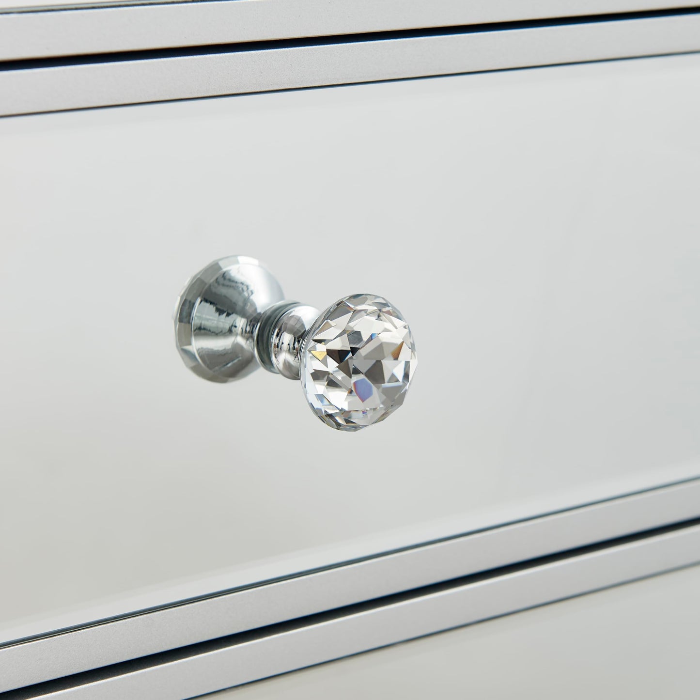 Furniturebox UK Venetian Mirrored Bedside Side Table Cabinet Modern 3 Drawer