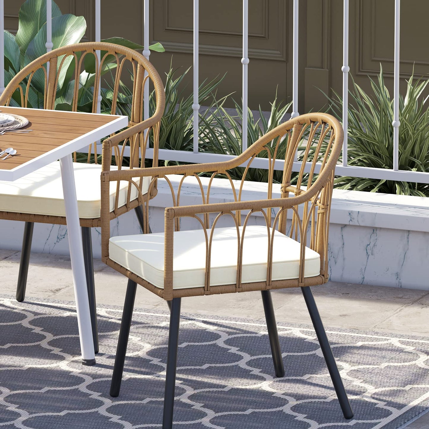 YITAHOME 4 Pieces Rattan Wicker Dinning Chairs, Outdoor Indoor Patio Furniture Set with Cushion and Curved Back All Weather Bistro Chair for Garden Backyard Porch Poolside Restaurant