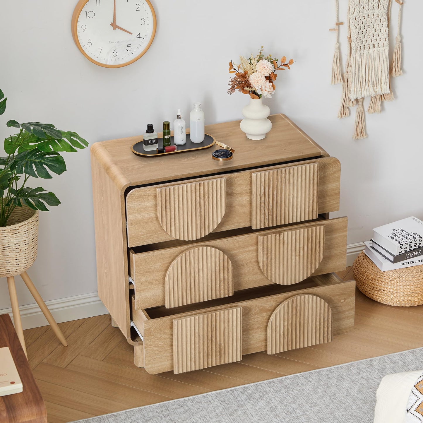 Janmer Home 3 Drawer Dressers for Bedroom, 31.5" Wide Large Mid Century Modern Fluted Nightstand, Wood Dresser & Chest of Drawers with Curved Profile for Living Room, Entryway, Hallway, Natural
