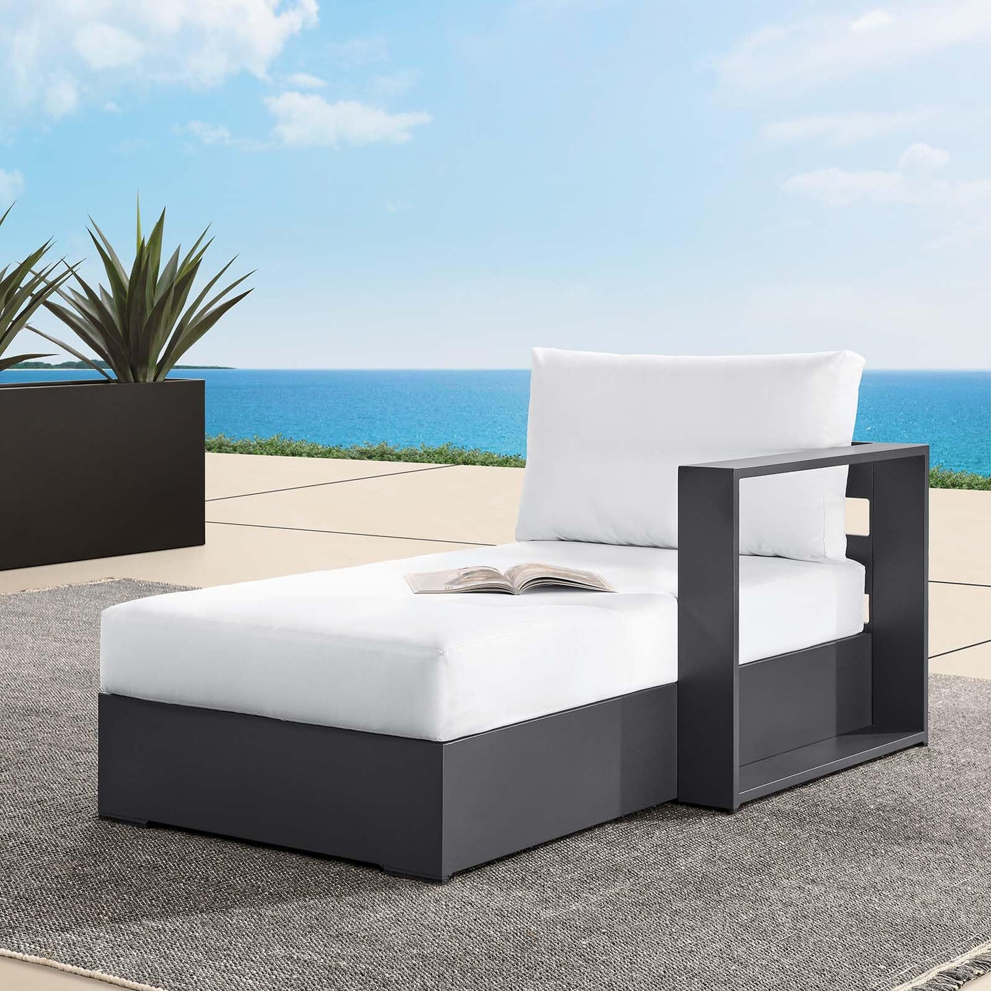 Modway Tahoe Powder-Coated Aluminum Outdoor Chaise Lounge in Gray White with Weather-Resistant Cushions, Modular Right-Facing Patio Lounger for Pool Furniture or Sectional Sofa Set