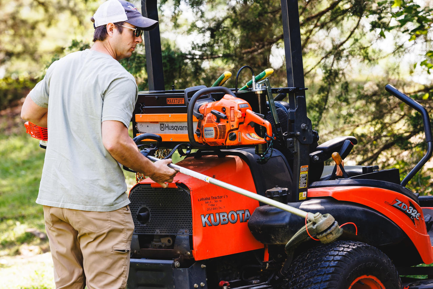 MAXXTUFF ROPSRIDER™ Deluxe Tractor Basket