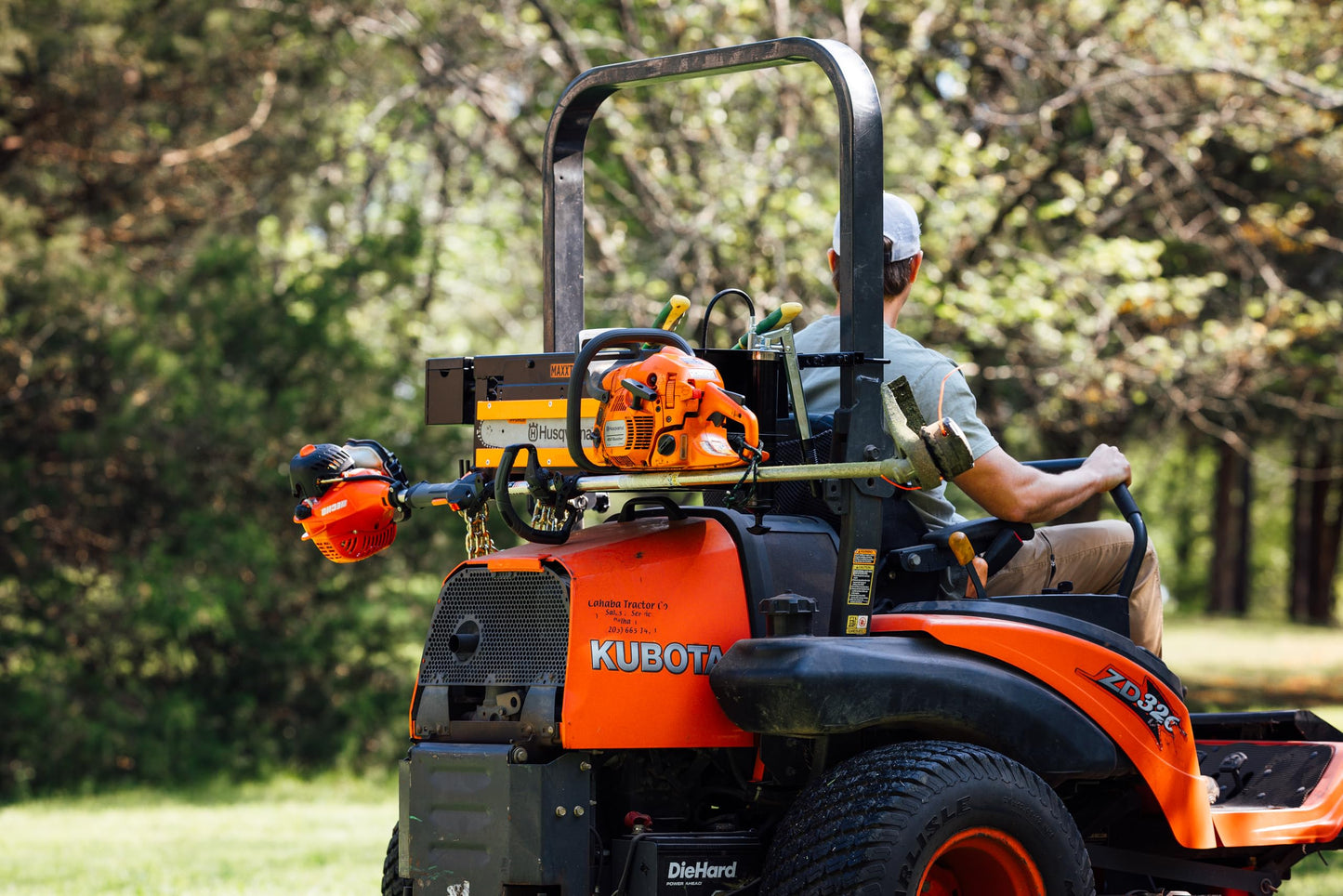 MAXXTUFF ROPSRIDER™ Deluxe Tractor Basket
