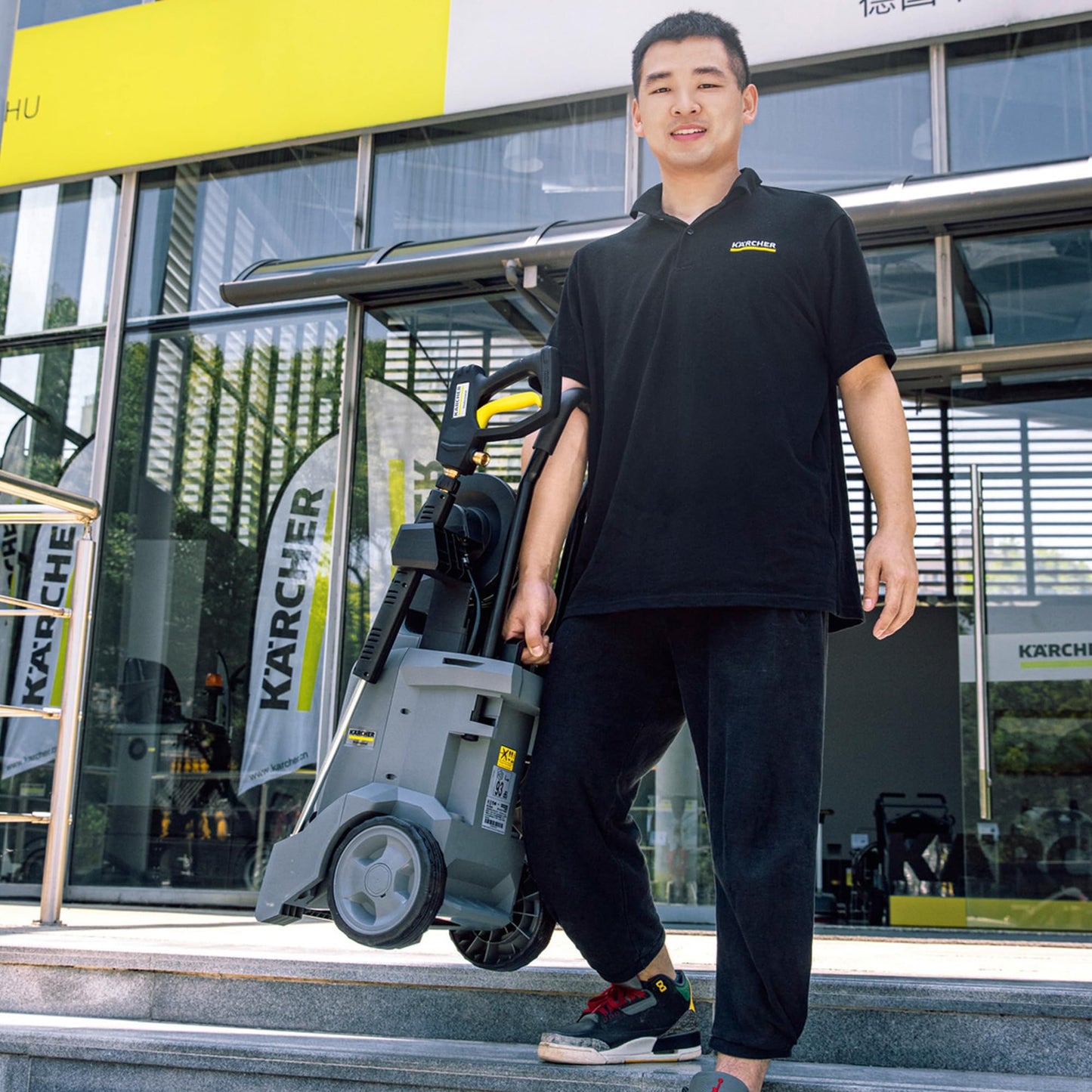 Kärcher HD 4/8 Classic, Commercial Electric Pressure Washer with Power Nozzle, Pressurized Rubber Hose & Hose Reel -1.71 GPM Flow Rate