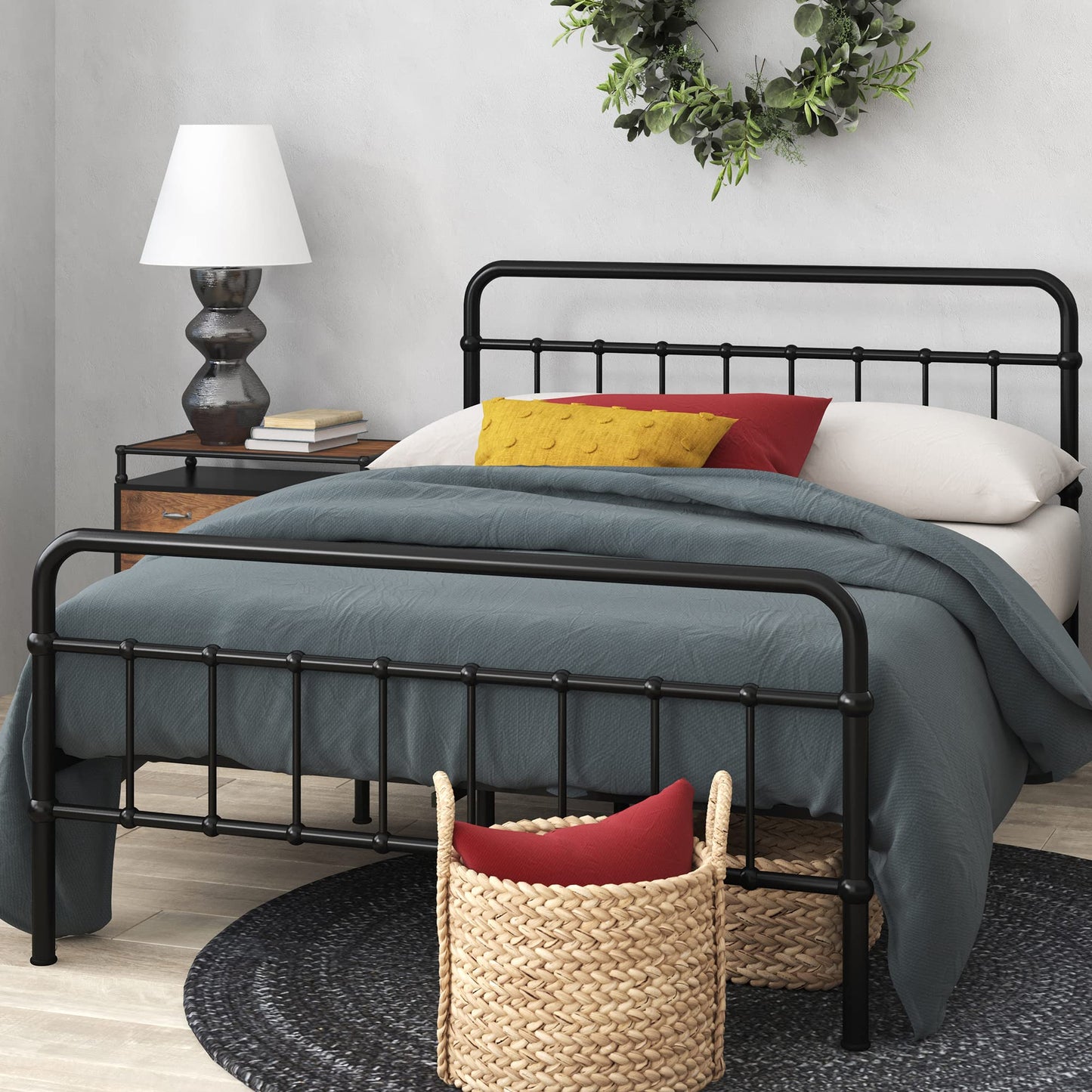 Zinus Florence Metal Platform Bed Frame, Mattress Foundation, No Box Spring Needed, Easy Assembly, Black, King