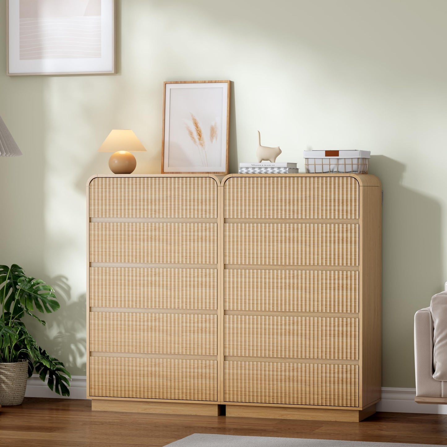 Wodeer Natural Oak Dresser Fluted Tall 5 Drawer Dresser for Bedroom, Wood Chest of Drawers with Hidden Handles & Rounded Corners, Modern Storage Cabinet and Organizer Drawers for Living Room, Hallway