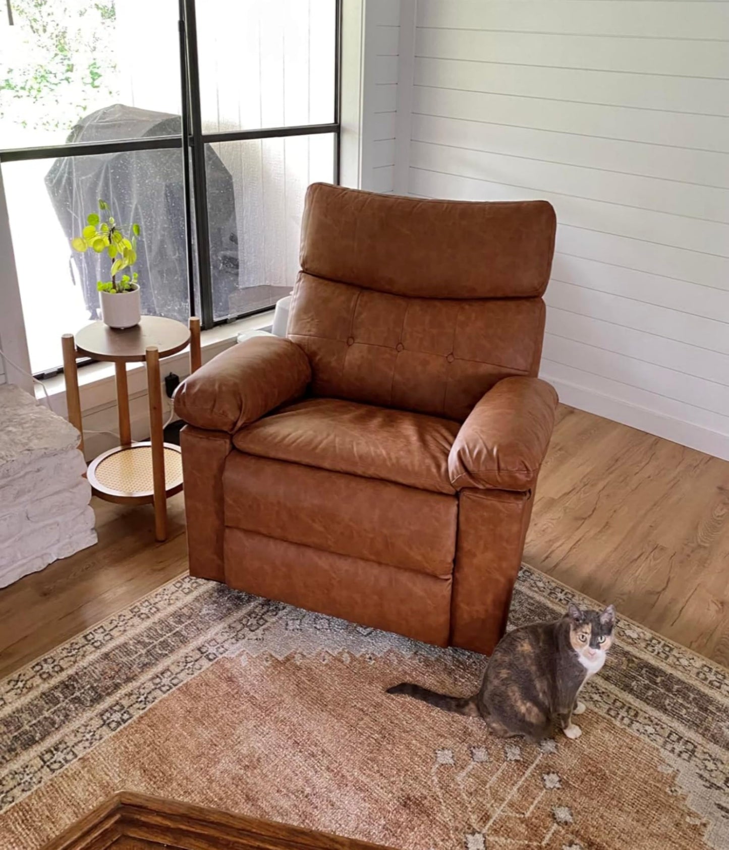Garvee Oversized Swivel Rocker Recliner Chair - Heat and Massage, Leather Manual Recliner for Adults, Lazy Chair with Comfort Arms and Back Single Sofa for Living Room