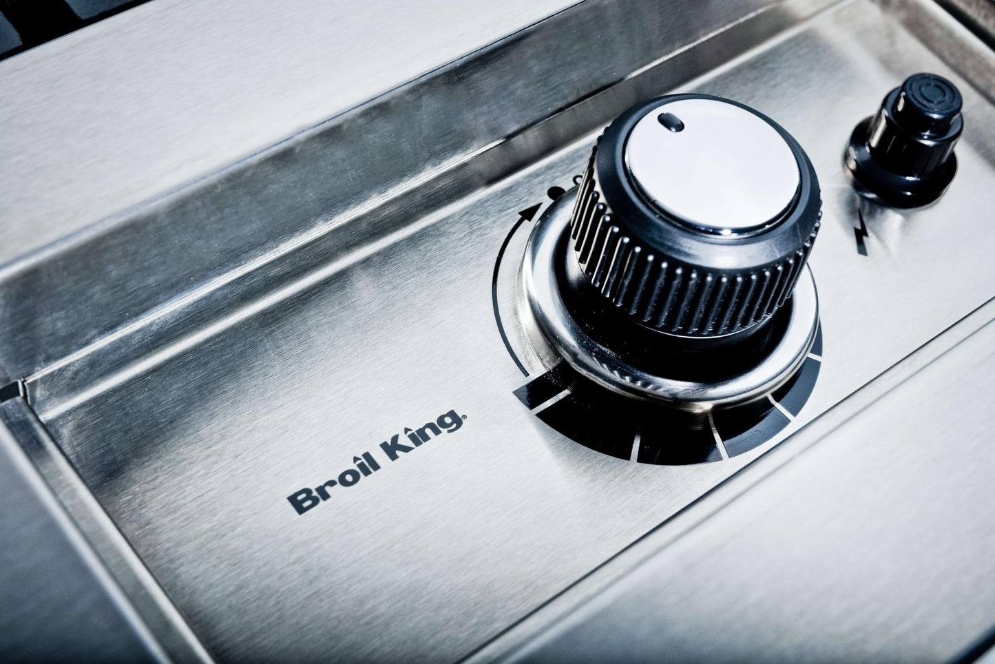Broil King 802767 Imperial S 100 Stainless Steel Built in Natural Gas 1-Burner Range Side Burner