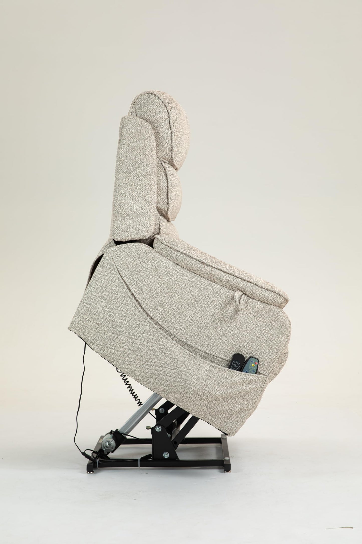 Ball & Cast Lift Recliner Chair with Sides Pockets,Lounge Relax Single Sofa W/Maximum Adjustable Tilt 180 Degrees and Multi-Function Massage & Heat,Armrests W/Cup Holder,for Living Room,White