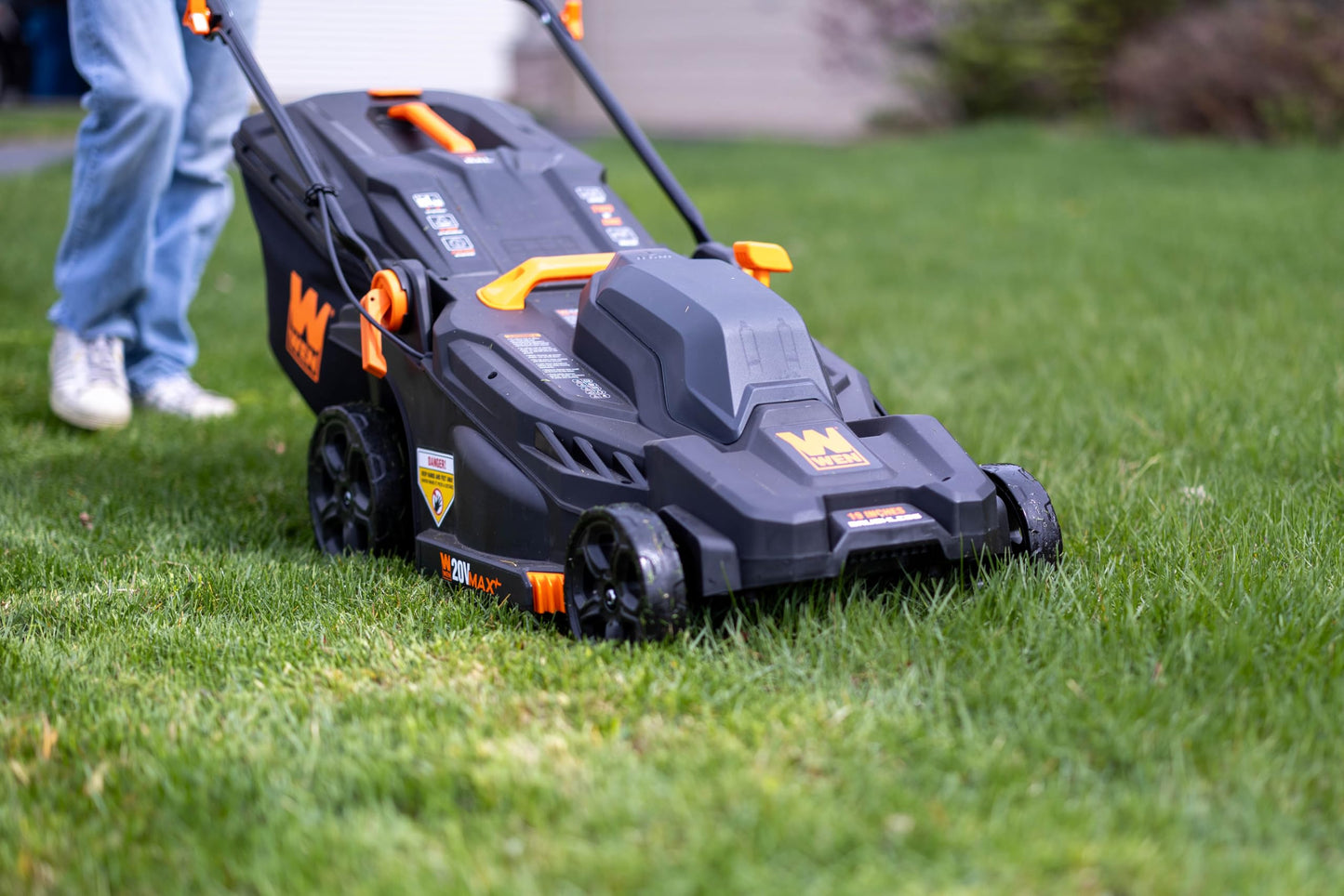 WEN 20V Max 2-in-1 19-Inch Cordless Brushless Lawn Mower and Mulcher with Two 5Ah Batteries and Dual Port Charger (20839)
