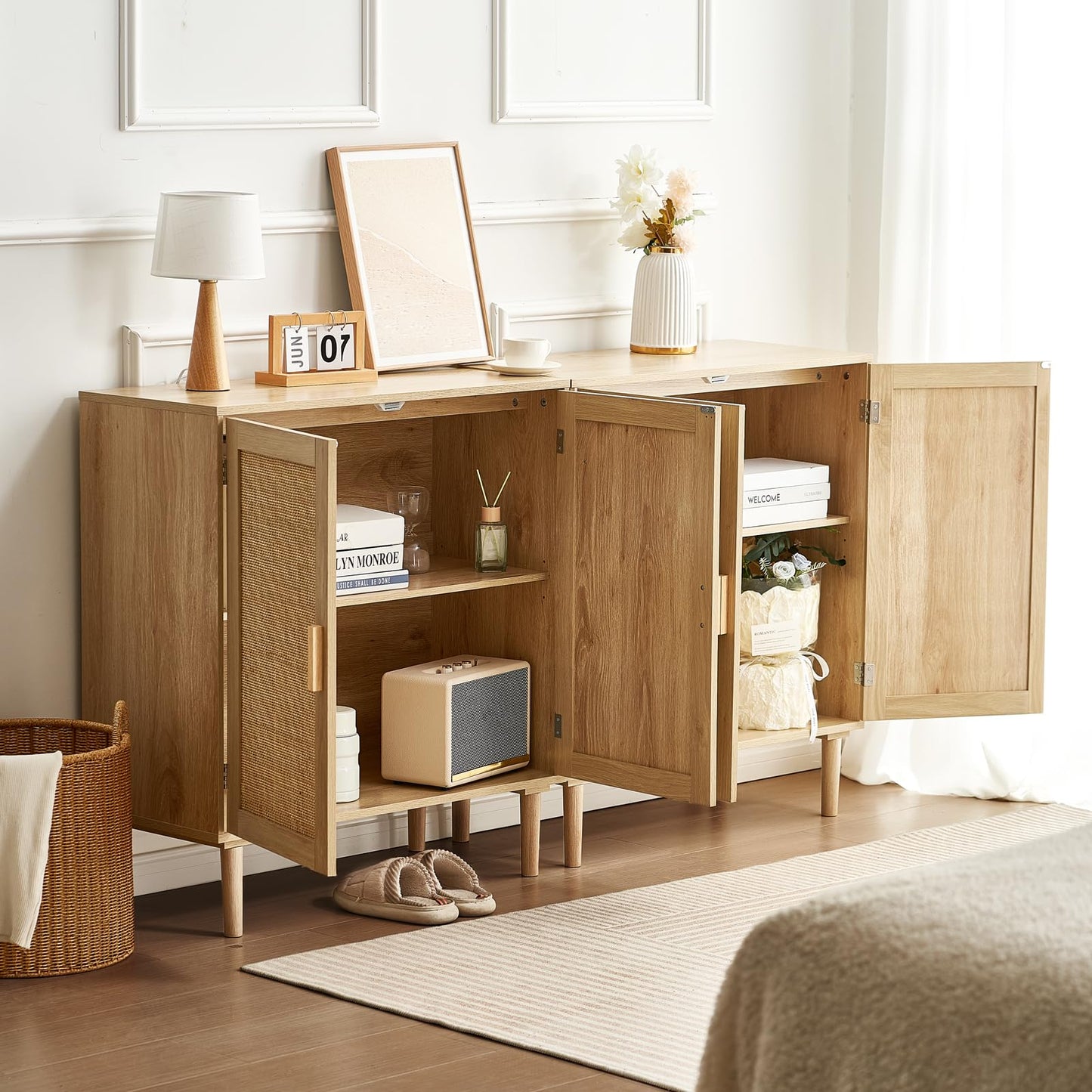 VEVOR Rattan Buffet Cabinet with Storage, 4 Magnetic Doors and Adjustable Shelves, Sideboard for Hallway, Living Room, Kitchen, Natural