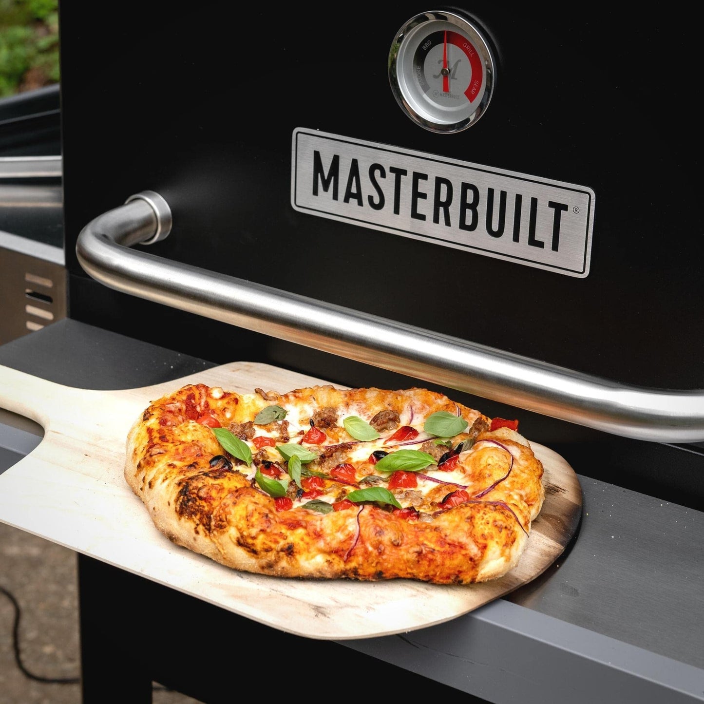 Masterbuilt® Gravity Series Outdoor Pizza Oven Accessory insert with Ceramic Pizza Stone, Porcelain-Coated Exterior with Stainless Steel Interior in Black, Model MB20181722