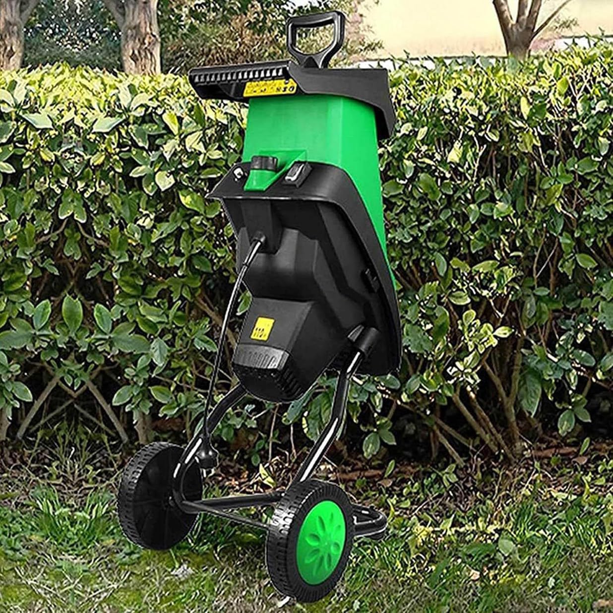 CYMYYDS 2400W Electric Wood Chipper, High-Power Garden Shredder Crusher, Crush up to 40mm, with Wheels and 50L Collection Bag for Garden Debris, Leaves and Branches Grey