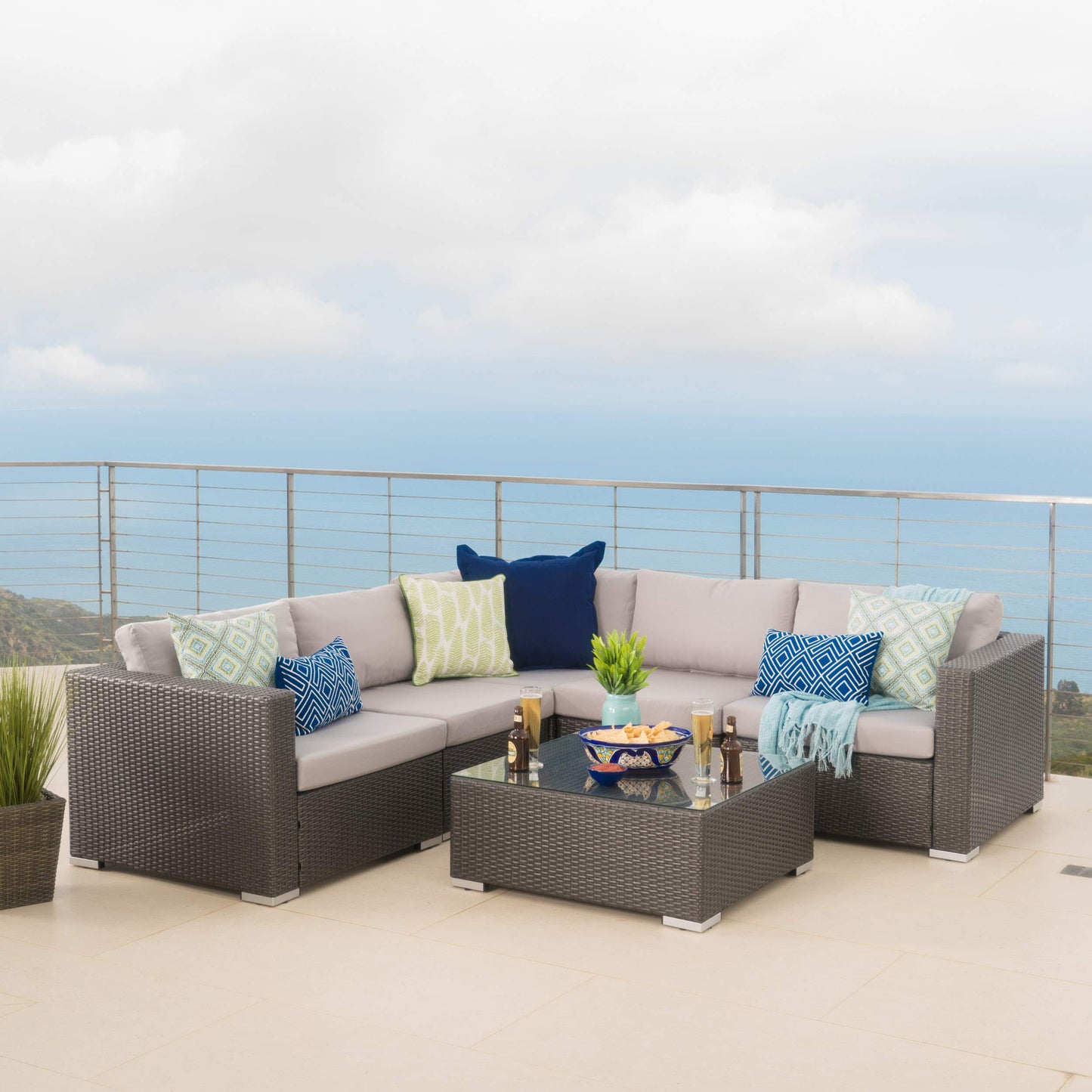 Christopher Knight Home Santa Rosa Outdoor Wicker 5 Seater Sectional Conversation Set with Aluminum Frame and Water Resistant Cushions, 92.25 "W x 99.75 "D x 24.25 "H, Gray + Light Gray + Silver