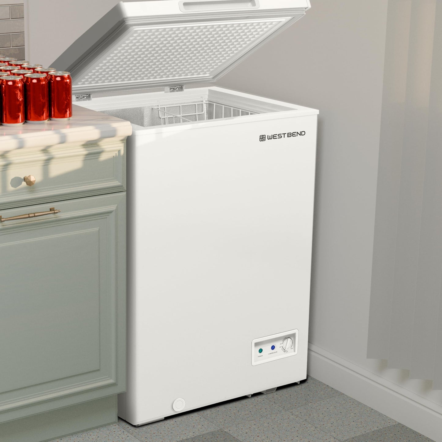 West Bend Chest Freezer with Adjustable Temperature Control, Free-Standing with Single Flip-Up Lid, Manual Defrost with Drain Perfect for Homes, Garages, Basements, 5-Cu.Ft, White