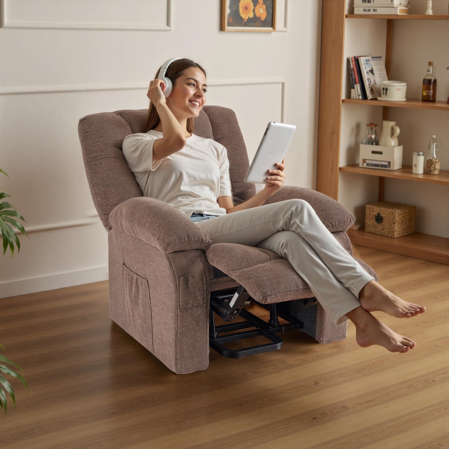 Power Lift Recliner Chair for Adult with Heated and Full Body Massage, Glider Nursery Chair with Cup Holder and USB Charge Port, Oversided Swivel Rocker Recliner for Living/Study/Bedroom Room, Brown