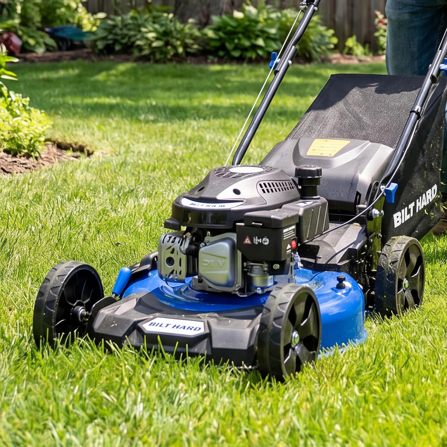 BILT HARD 21 Inch Lawn Mower Gas Powered, 4-Cycle 144cc Engine, 3-in-1 Push Lawnmower with Bagging, Mulching & Side Discharge, Adjustable 8-Positions Cutting Height, Easy Start