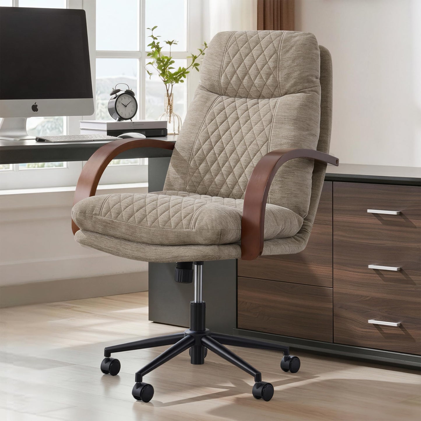 KISLOT Home Office Desk Chair, Ergonomic Office Chair with Lumbar Support, Adjustable Swivel Computer Chair with Wheels, Fabric Executive Task Chair with Wood Arms, Khaki