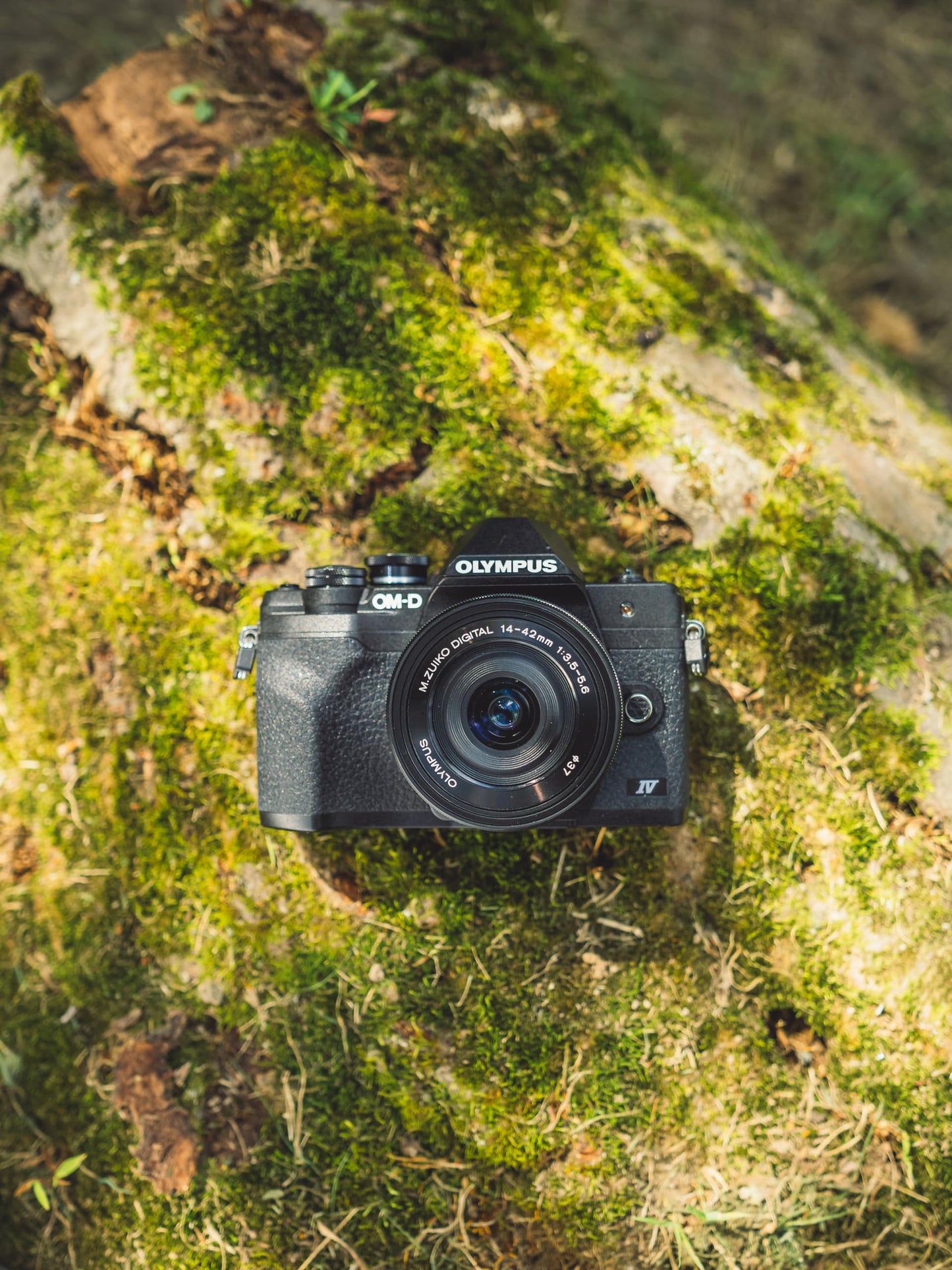OM SYSTEM Olympus E-M10 Mark IV Black Micro Four Thirds System Camera M.Zuiko Digital ED 14-42mm F3.5-5.6 EZ kit 20MP Sensor 5-Axis Image Stabilization 4K Video Wi-Fi