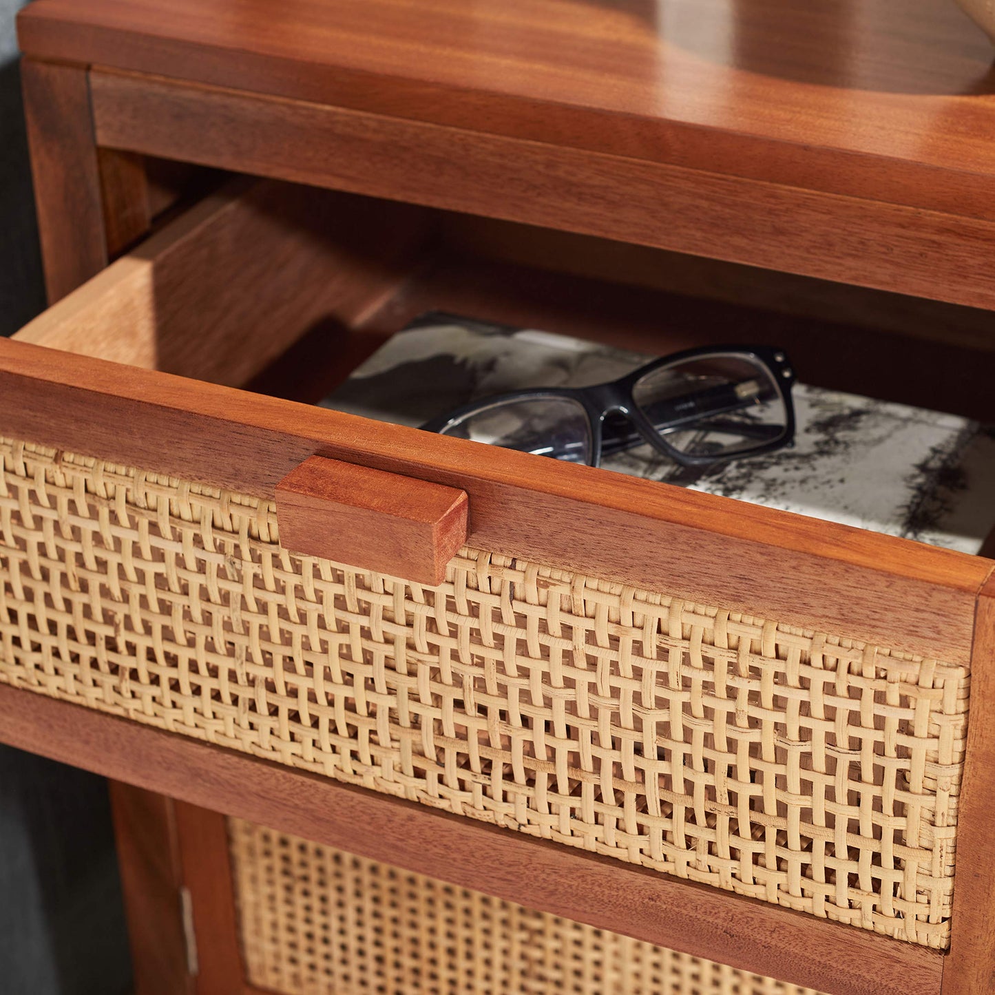 Safavieh Home Collection Dave Natural Rattan 1-Drawer 1-Door Nightstand