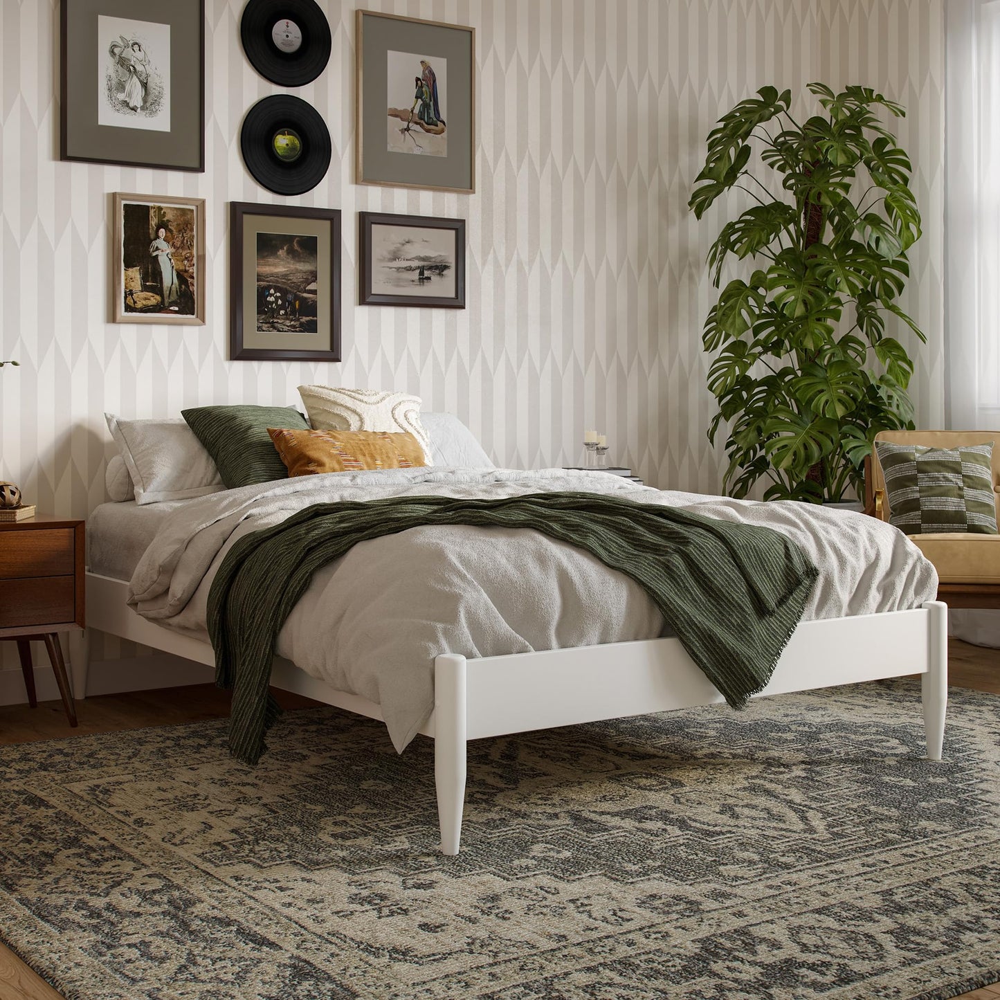 AFI, Pasadena 14" Full Wood Mid Century Modern Low Profile Platform Bed, White