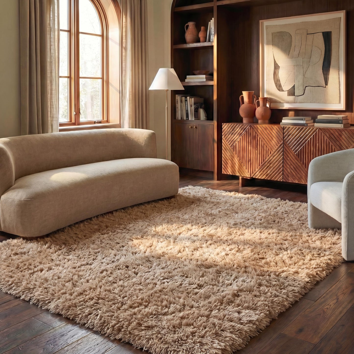 SAFAVIEH Venice Shag Collection Area Rug - 6' x 9', Champagne, Handmade Glam, 3-inch Thick Ideal for High Traffic Areas in Living Room, Bedroom (SG256C)
