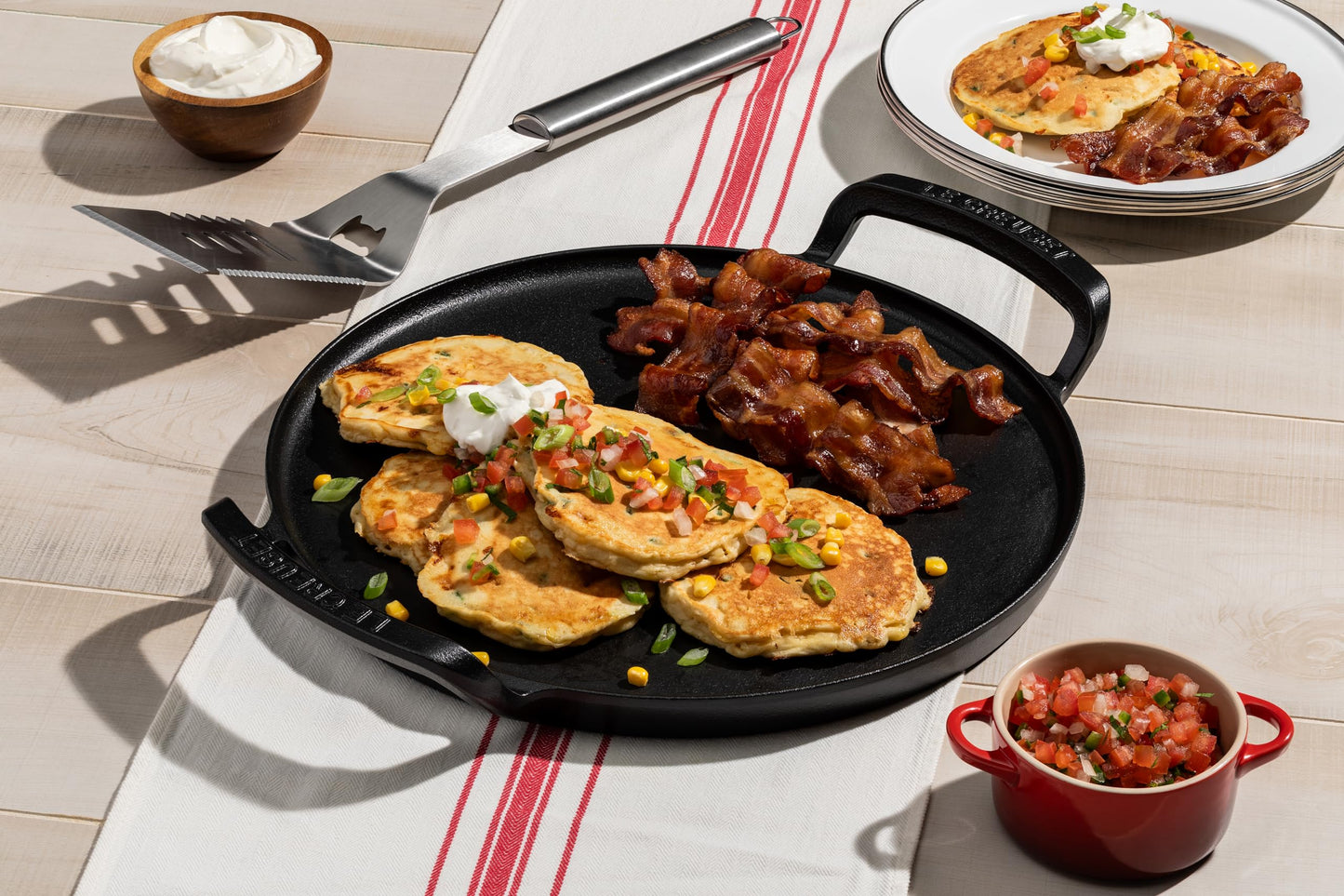 Le Creuset Alpine Outdoor Collection Enameled Cast Iron Pizza Pan, 15"