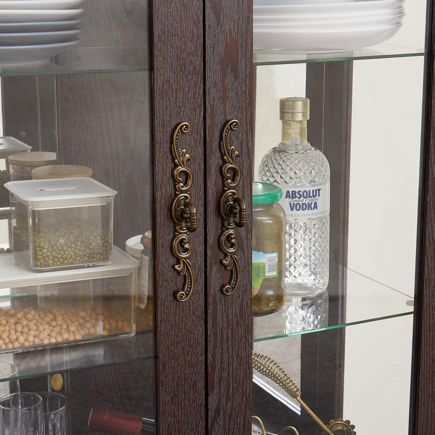 KEIKI 47" Glass Display Cabinet with Carved Metal Handle & Adjustable Shelves, Storage Curio Cabinet with 2 Door & 1 Drawer, 3-Tier Showcase Display Case, Easy Assembly, for Living Room, Cherry