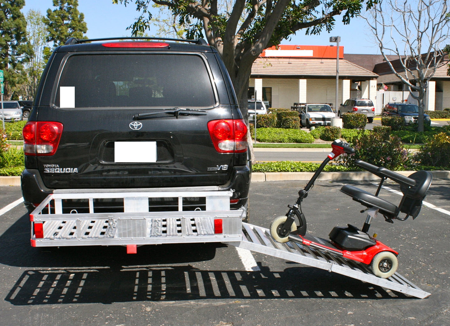 MaxxHaul 70275 Aluminum Hitch Mount Wheelchair/Mobility Carrier – 53.5" x 29.75" Cargo Basket with Folding 60" Ramp – Fits 2" Class III/IV Receiver – 500 lb Capacity for Trucks, SUVs, Vans, and RVs
