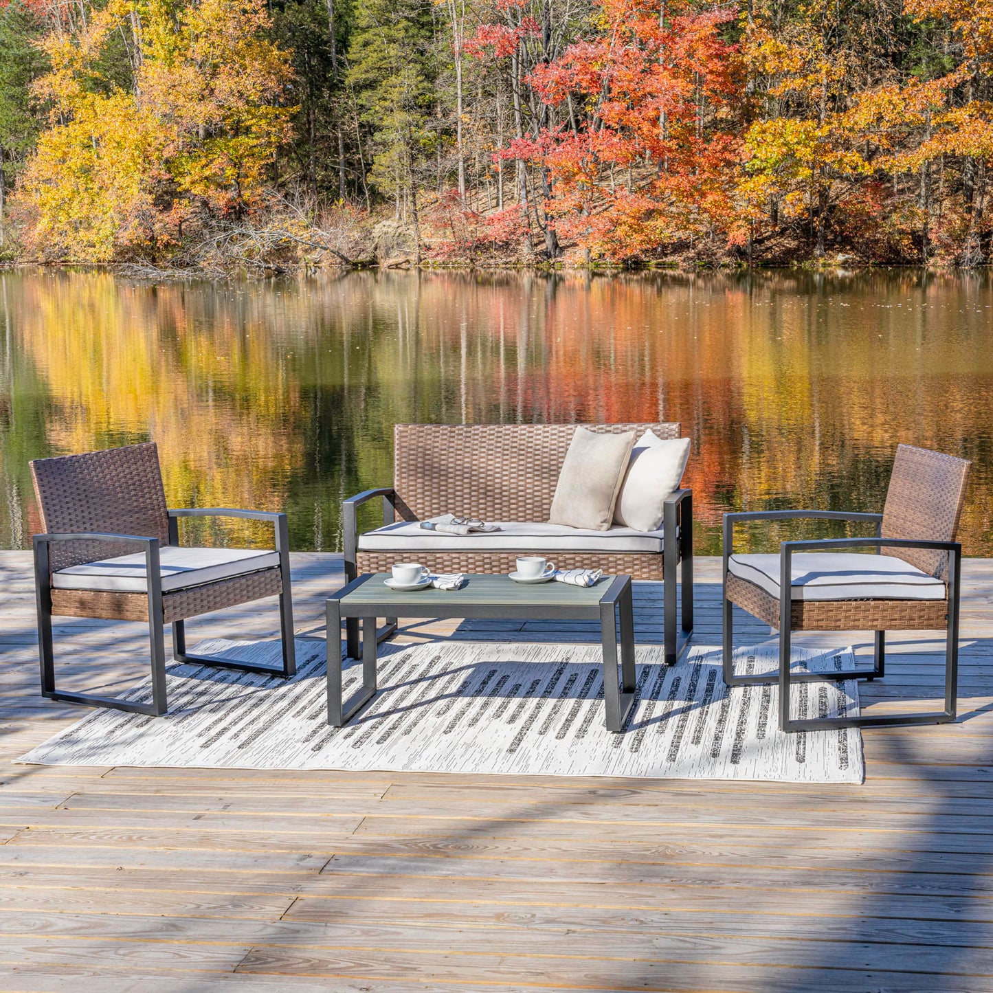 JONATHAN Y Elina 4-Piece Steel Frame PE Rattan Outdoor Patio Set, Modern Wicker Conversation Furniture with Cushions and Acacia Wood Coffee Table for Backyard, Porch and Poolside, Brown LVG1102B-4SET