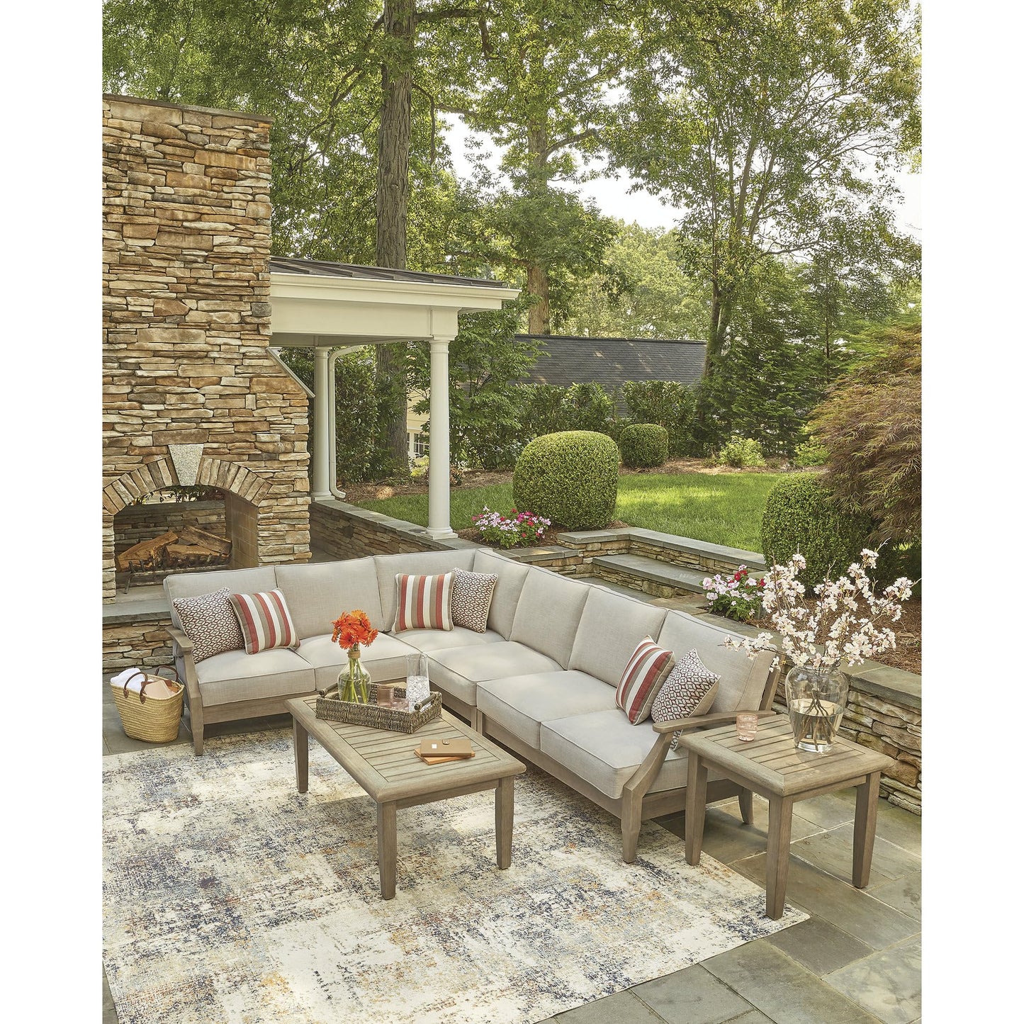 Signature Design by Ashley Clare View Left-Arm Facing Contemporary 4-Piece Outdoor Sectional with Cushion and 6 Throw Pillows, Beige